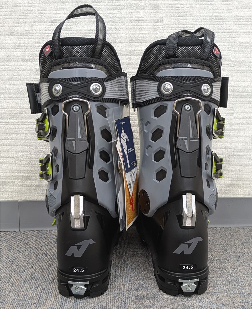 22/23 新品 未使用　ノルディカ STRIDER 130 PRO DYN 新品 未使用品】アウトレット NORDICA・ノルディカ スキーブーツ