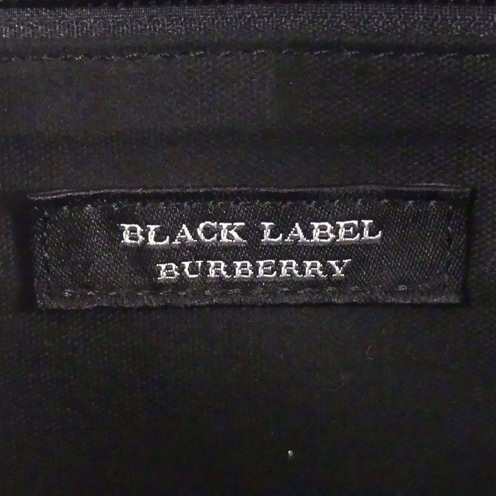 1316 BURBERRY バーバリーブラックレーベル レザーケース 黒 楽天市場】【財布】BURBERRY バーバリー ブラックレーベル 長