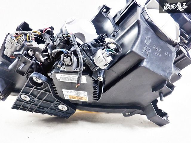 点灯OK☆破損無し】日産純正 Y51 フーガ 前期 HID キセノン ヘッド