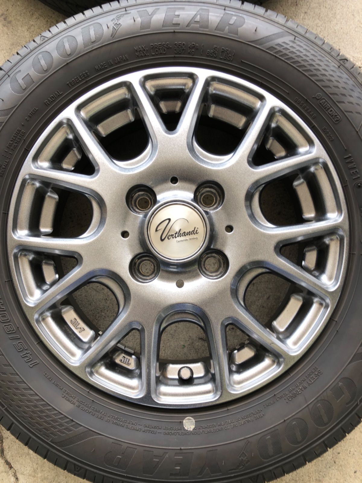 夏タイヤ 軽自動車