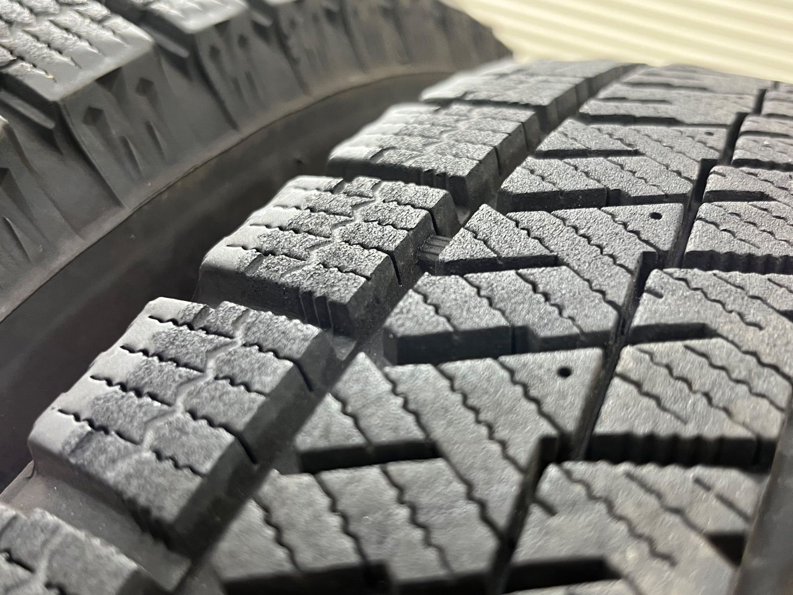 ブリヂストン ブリザックVRX2