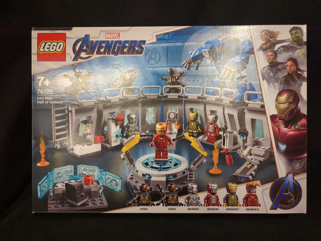 LEGO AVENGERS IRON MAN HALL OF ARMOUR 76125