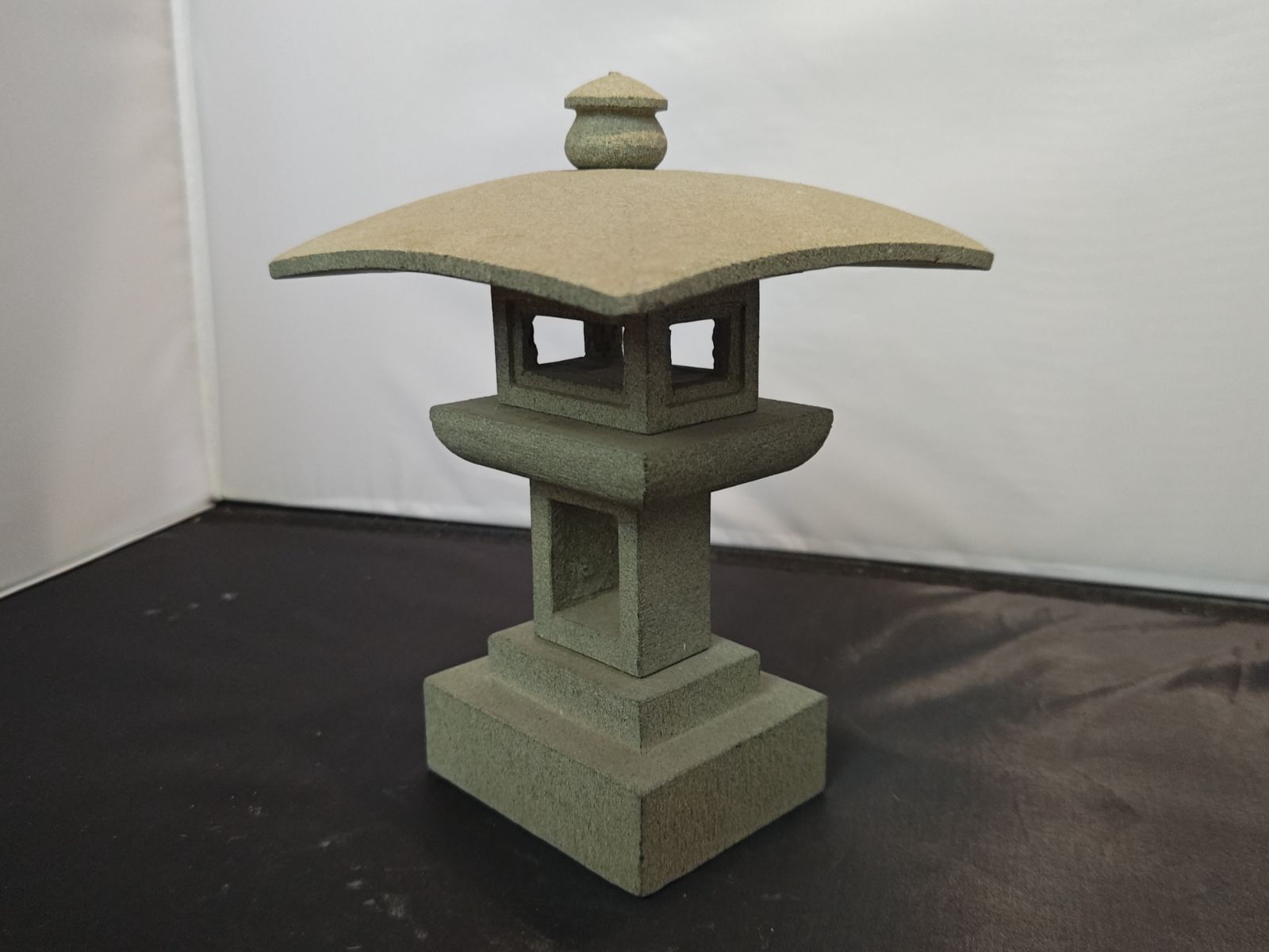 ミニ灯籠