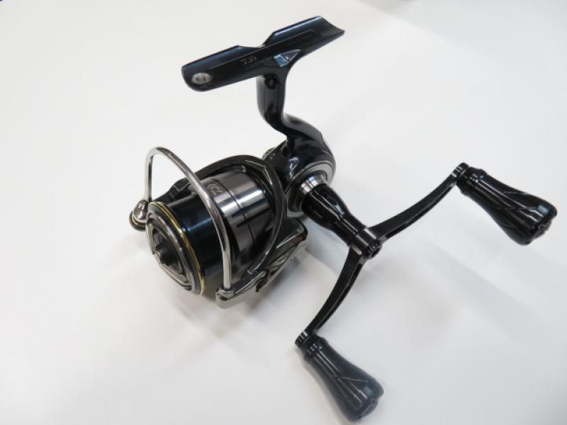 19セルテート 2500s-xh 新品 未使用 ダイワ 19 セルテート 2500S-XH 本体