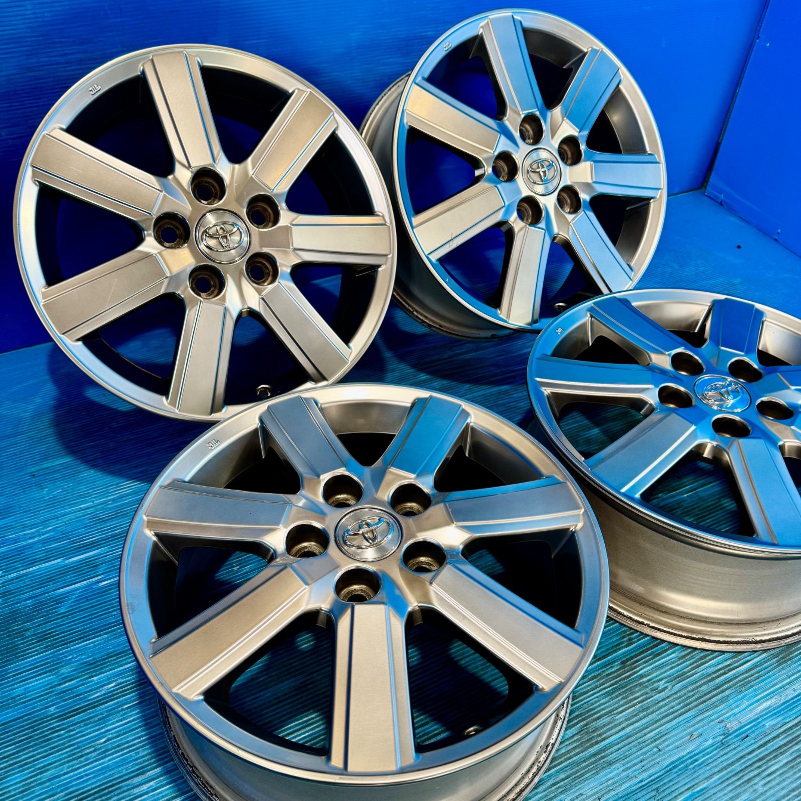 トヨタ ヴォクシー・ノア 純正アルミホイール 16インチ 16×6J 4本セット 激安 中古 4本セット】 トヨタ ヴォクシー/ノア 70系 純正