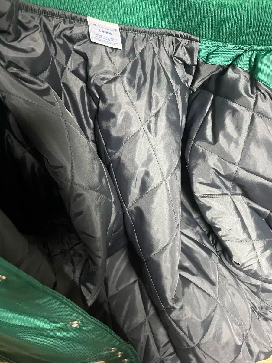 【雷市場（ポンジャン）商品韓国直送】 Champion(チャンピオン) スタジャン