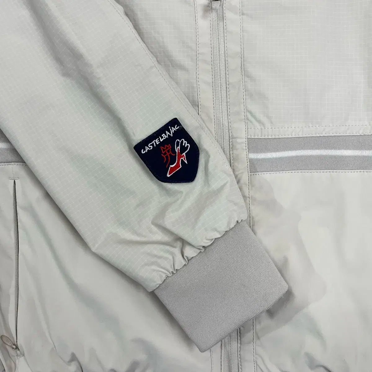 カステルバジャック