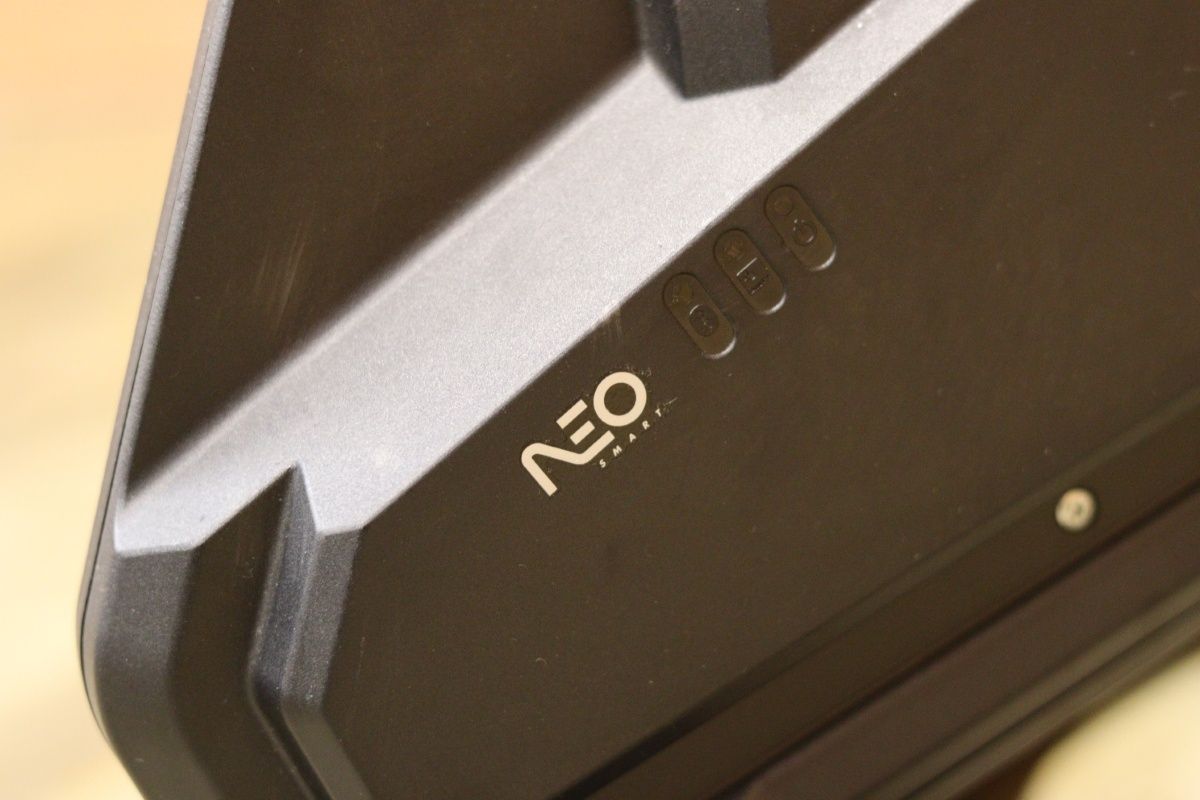 NEO