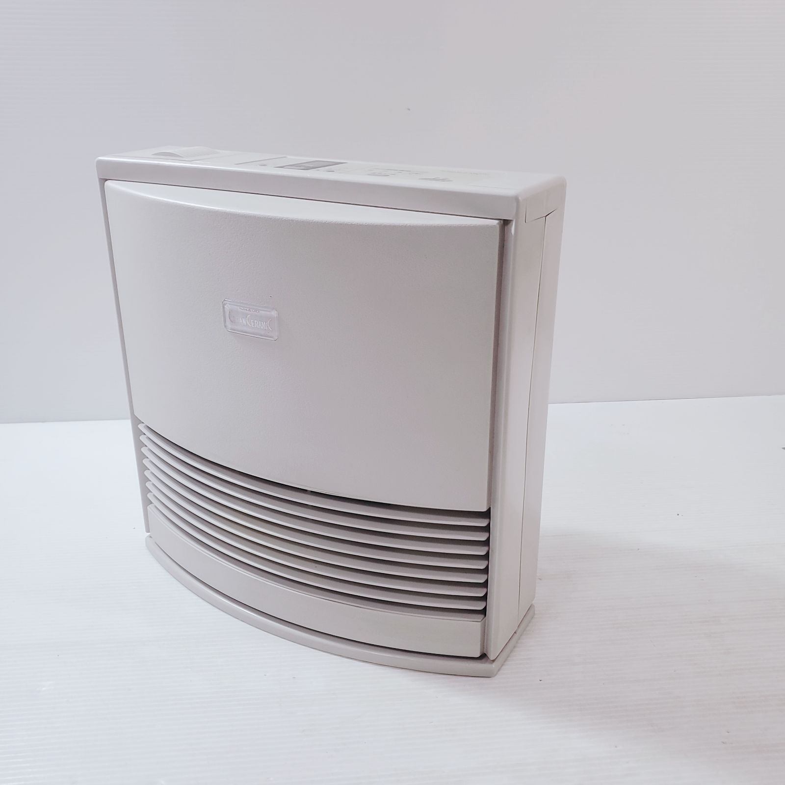 SHARP セラミックファンヒーター HX-A12A-WH ファンヒーター SHARP セラミックファンヒーター HX-A12A-WH ファンヒーター