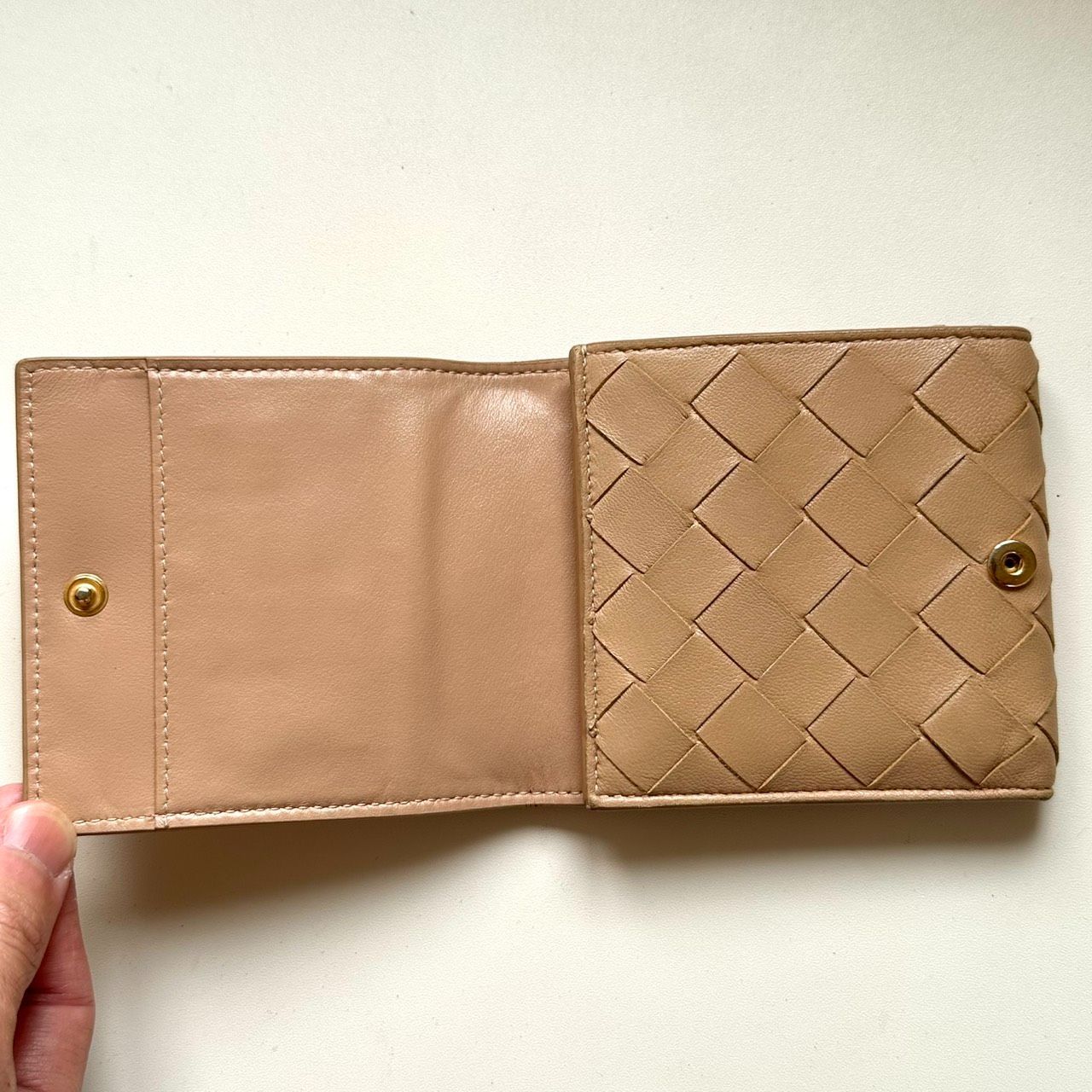 値下げ不可 ボッテガヴェネタ マキシイントレチャート 三つ折り財布 ボッテガヴェネタ カセット マキシイントレチャート 三つ折り