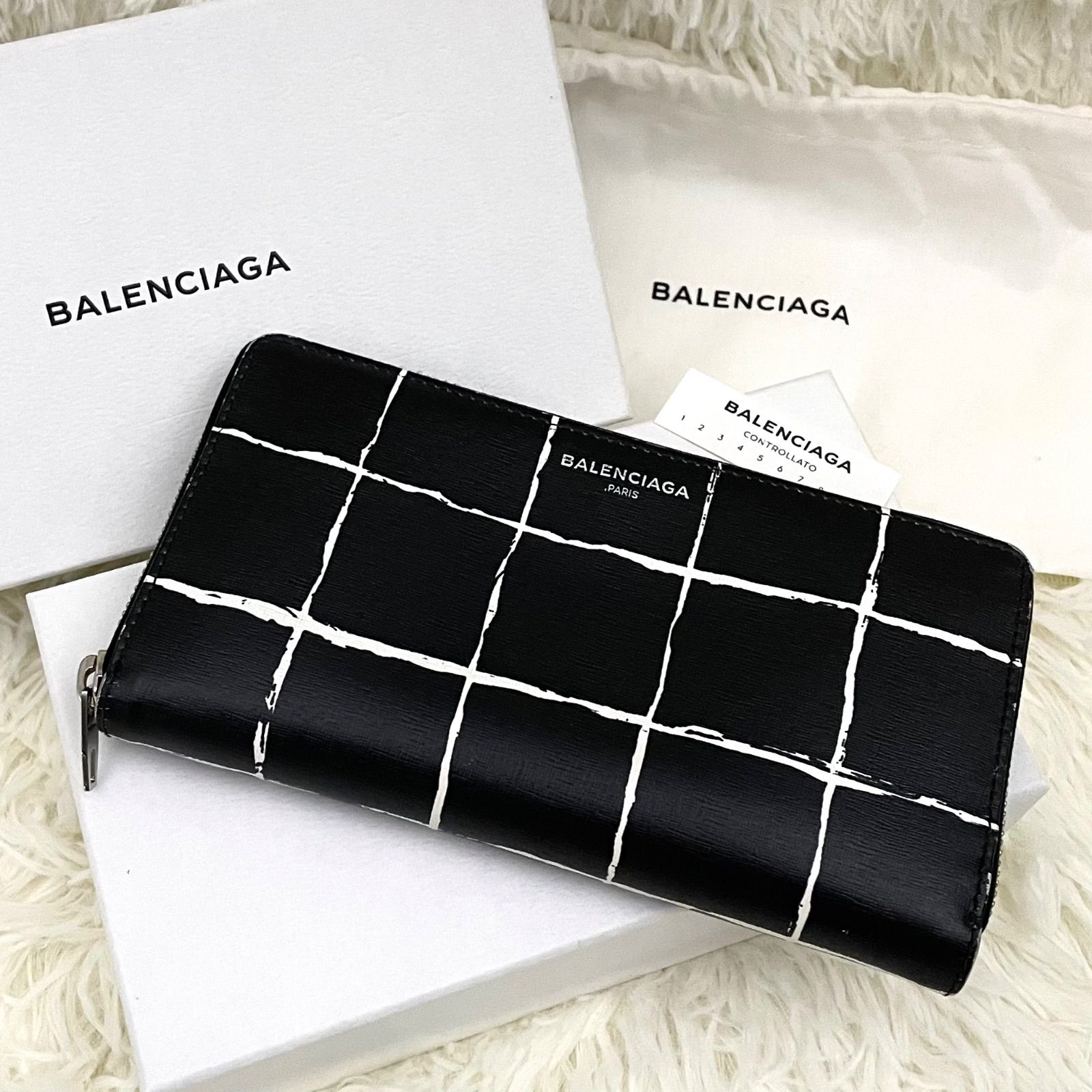 ホットセール 美品】BALENCIAGA バレンシアガ レザー ラウンドファスナー 長 小物