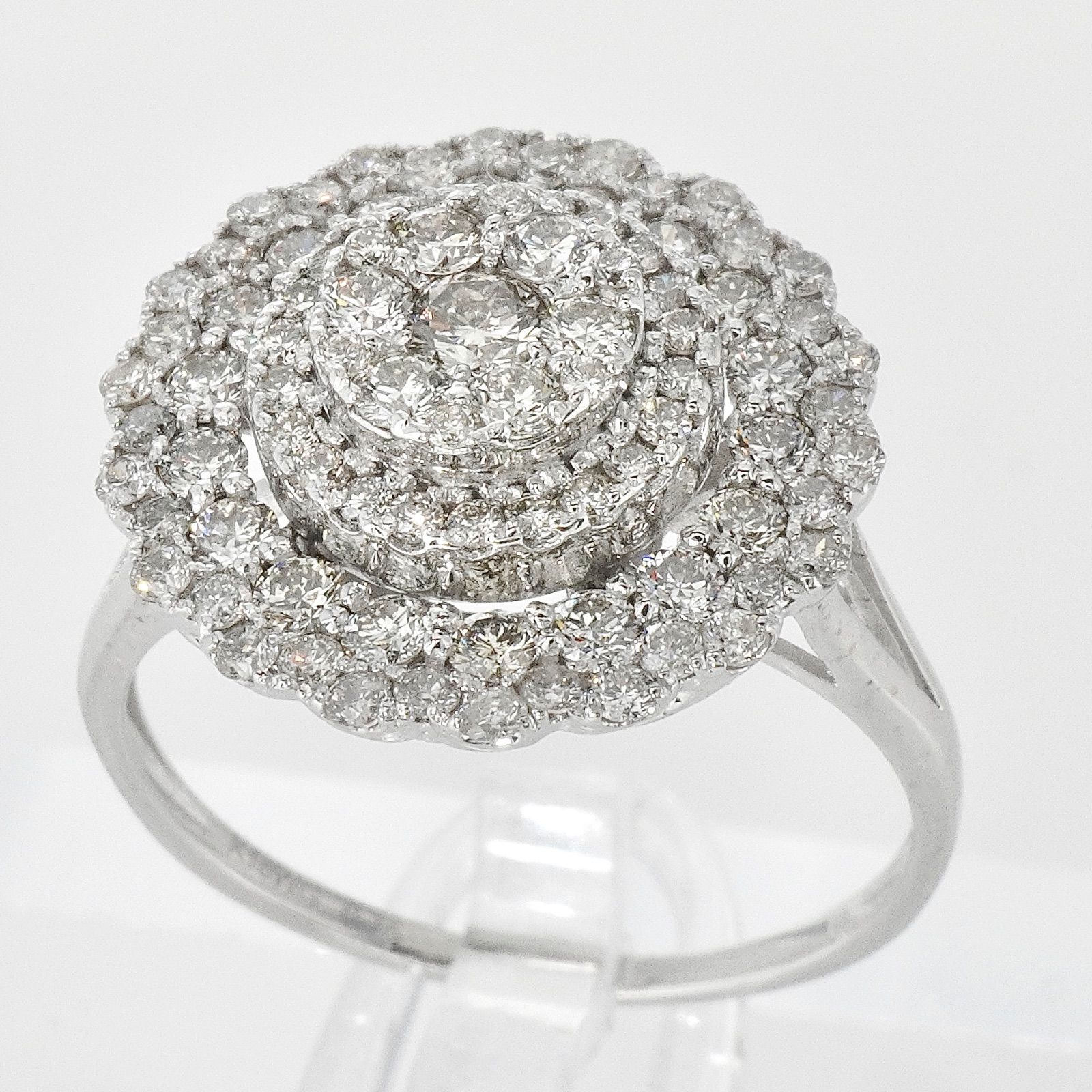 ダイヤ リング K18WG パヴェ ダイヤモンド 指輪 メレ 18金 ダイヤ リング K18WG パヴェ ダイヤモンド 指輪 メレ 18金 - メルカリ