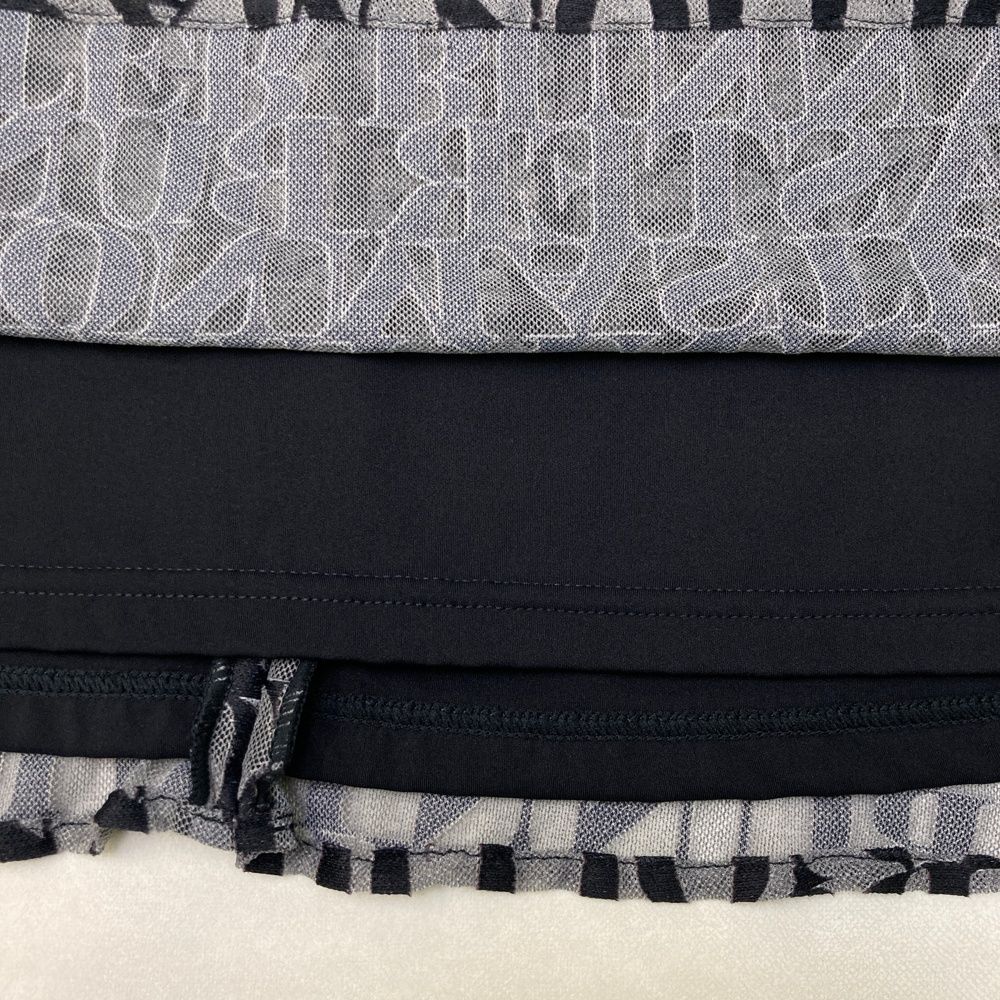 ロゴ柄 ネイビー系