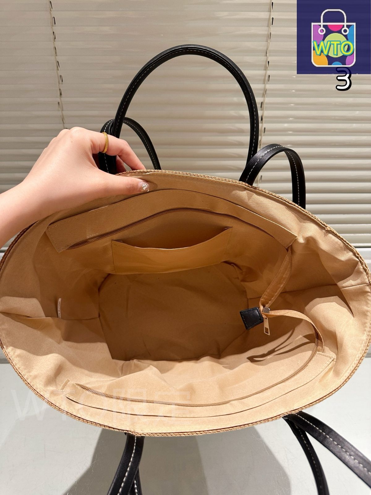 【美品譲渡】PRADA プラダ バッグ ハンドバッグ 箱付き 今日特価】Prada プラダ 藪編みショッピングバッグ フライング