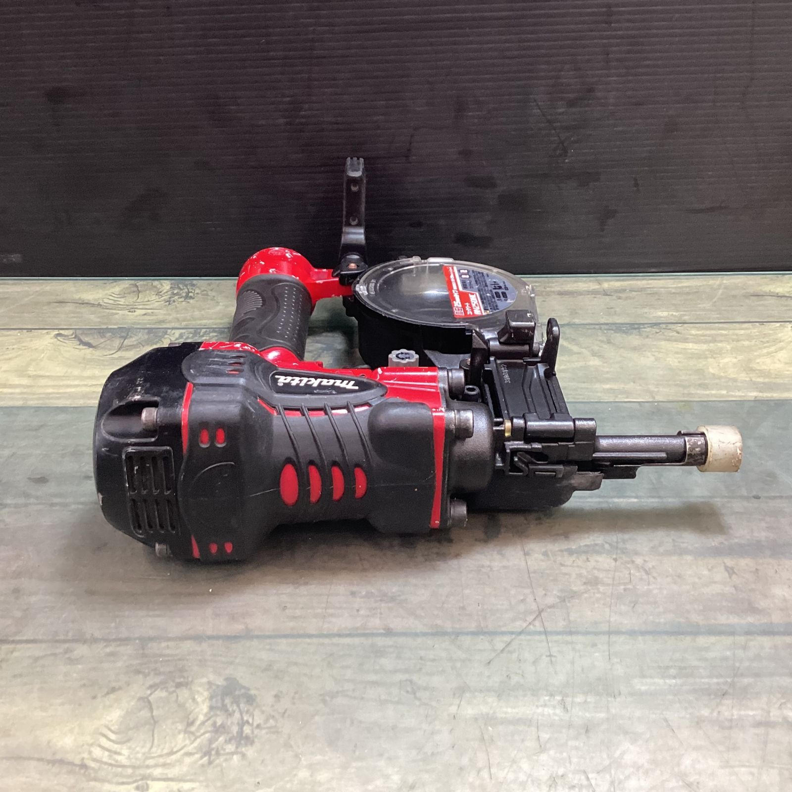 ☆マキタ(makita) 高圧エア釘打ち機 AN250HC 【東大和店