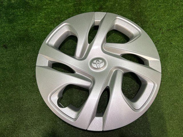 現行アクアMXPK11 ホイールキャップ アクア TOYOTA (トヨタ) 純正部品 ホイール キャップ 品番42602