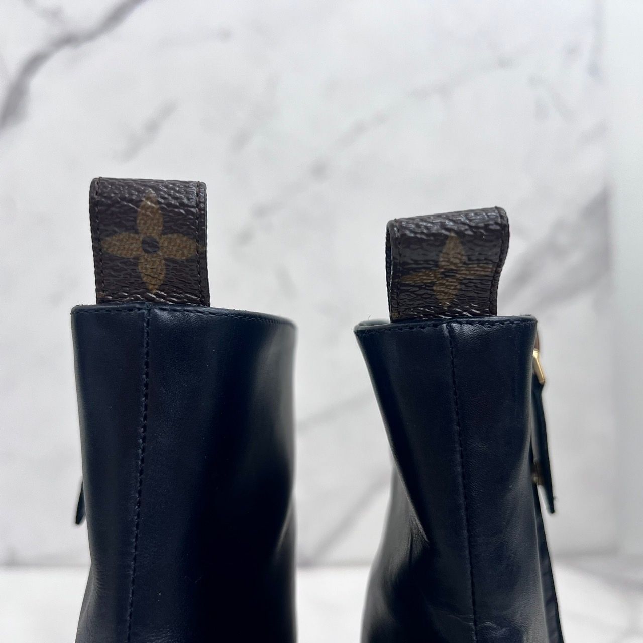 LOUISVUITTON ルイヴィトン×草間彌生 シルエットライン 22年 レザー 