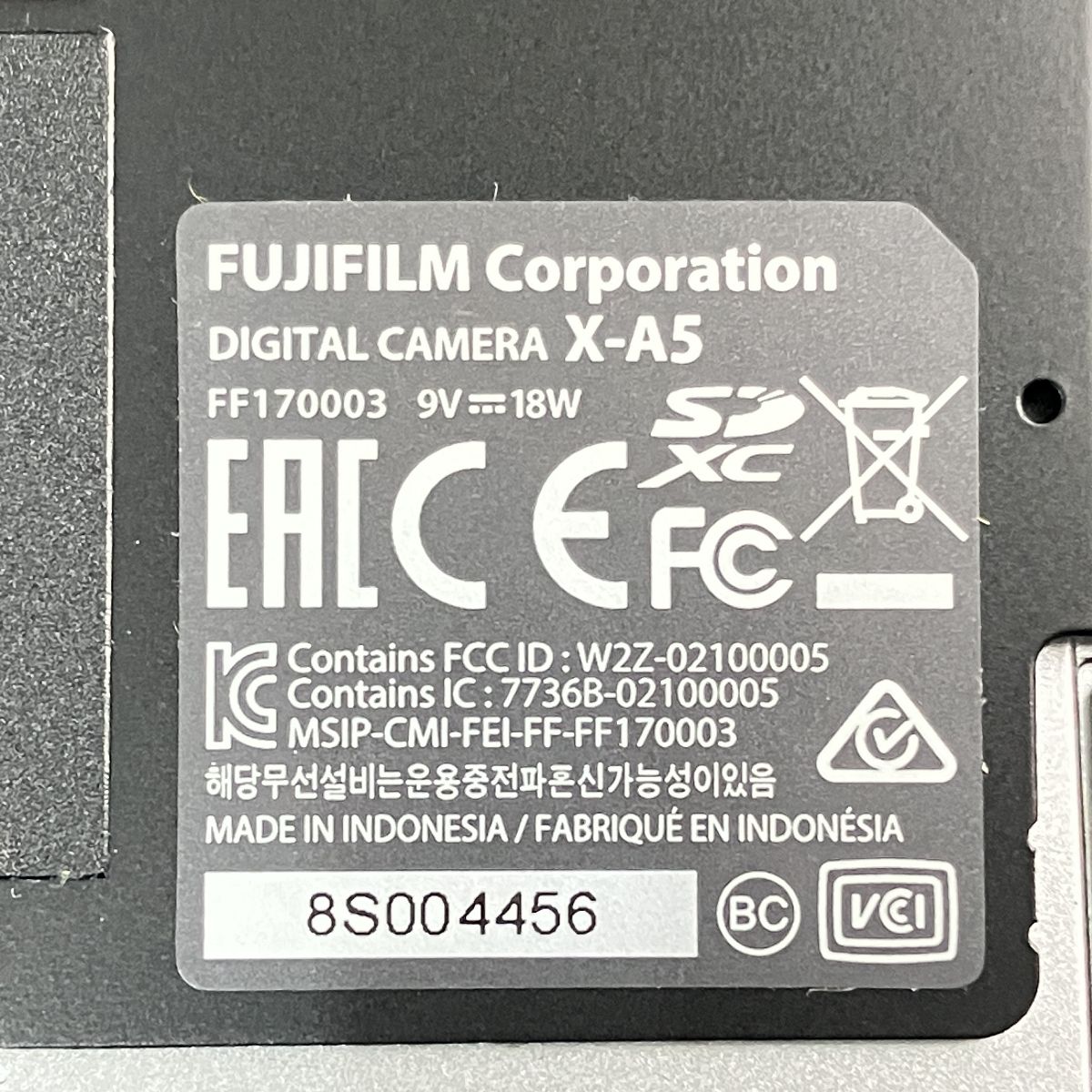 FUJIFILM X-A5