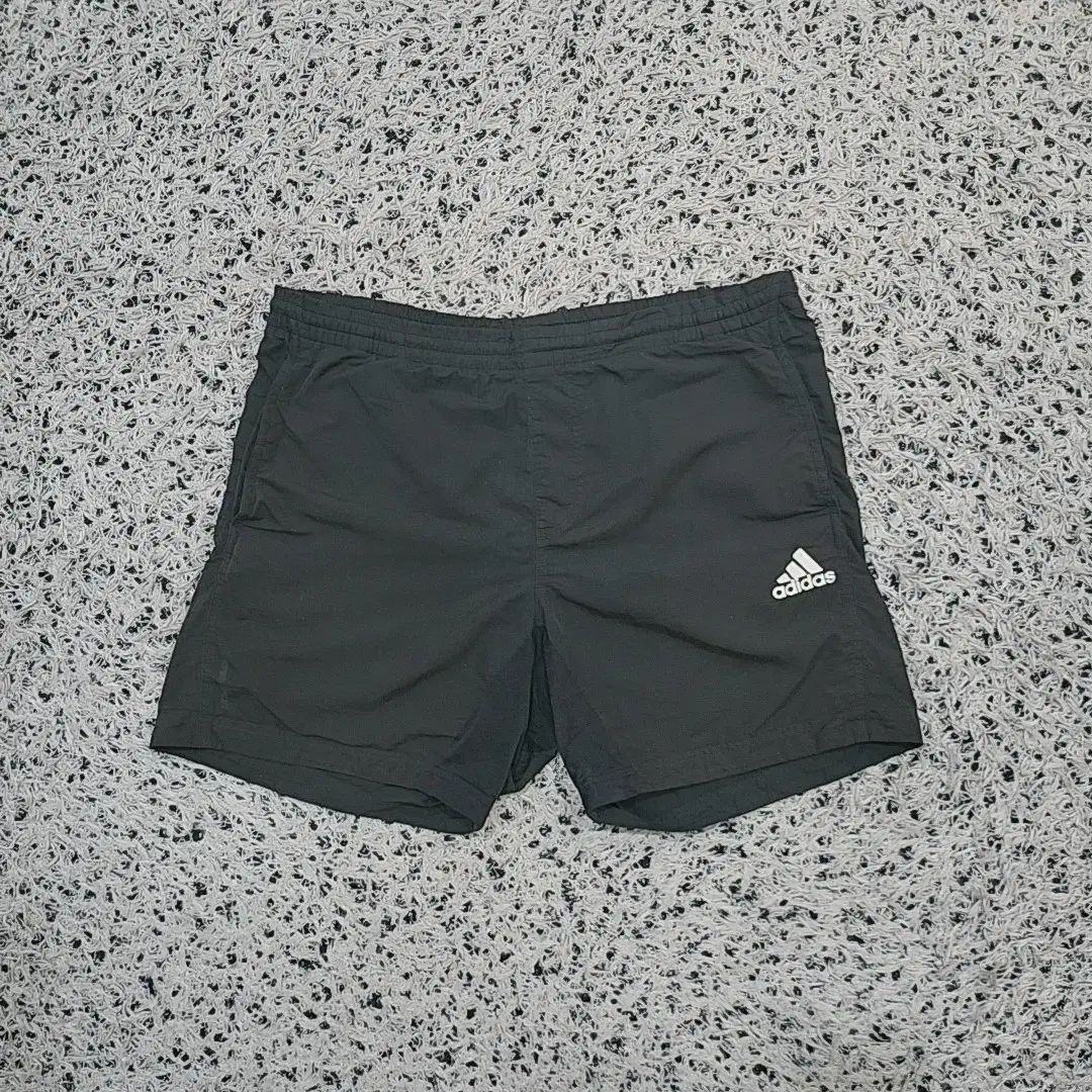 adidas(アディダス) オールドスクール ハーフパンツ （ 776 ）