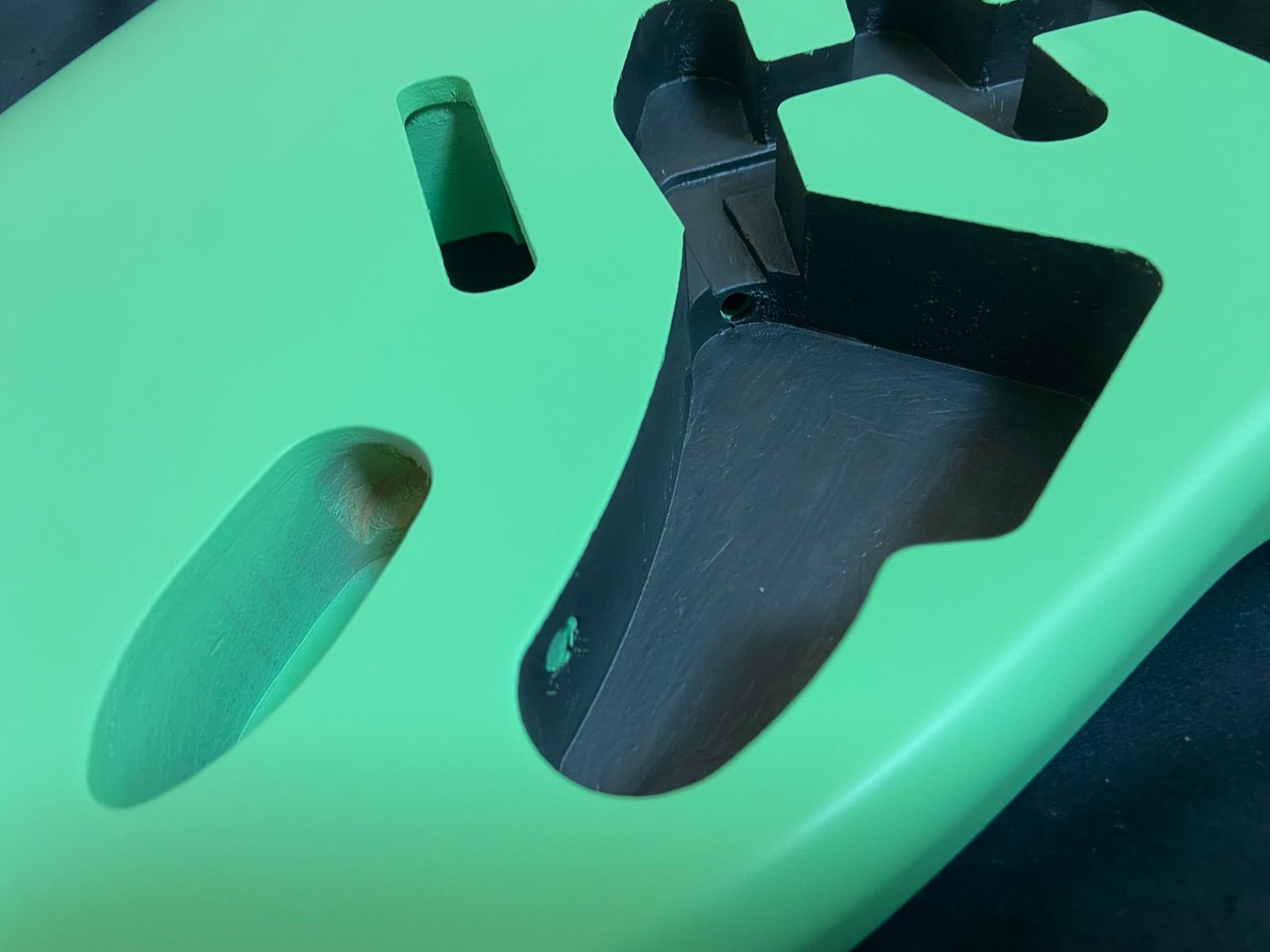 ストラトキャスターボディNo17サーフグリーンアルダーサテンフィニッシュ WWW_OLIVIERBERNSTEIN_COM