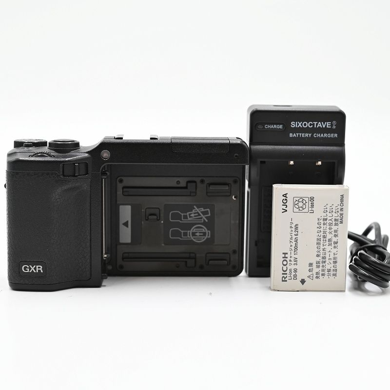 リコー RICOH CX2 コンパクトデジタルカメラ　【新品.未使用品】 Amazon | RICOH デジタルカメラ CX2 ツートン CX2TT