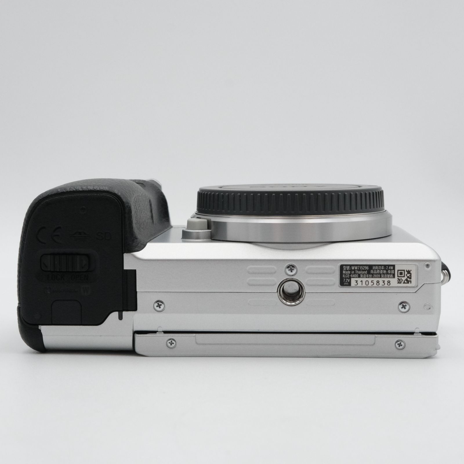 美品/ショット数4344】SONY α6400 シルバー ILCE-6400 S ミラーレス  