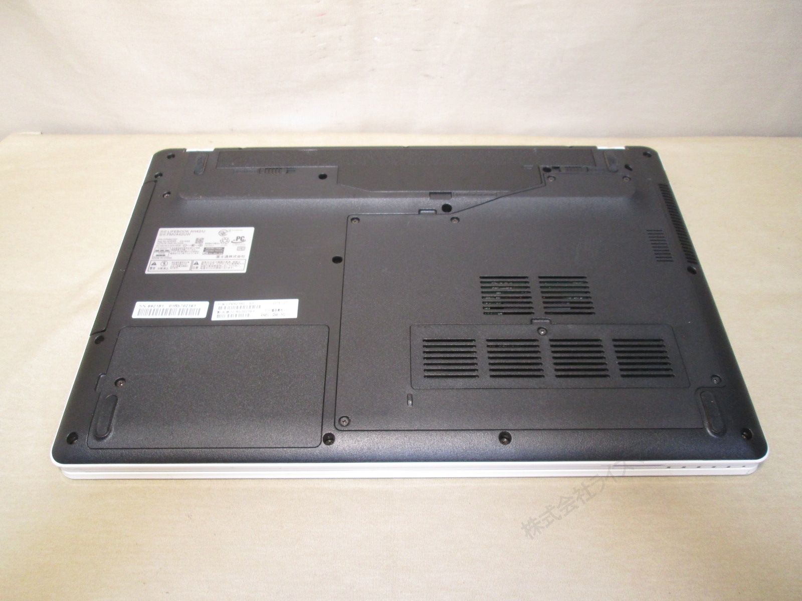 富士通 FMV LIFEBOOK AH42/U【Celeron 3205U 1.5GHz】 【Windows11