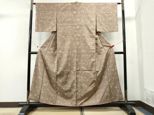 平和屋着物●上質な紬　絵絣　正絹　逸品　CAAS6883yc 平和屋着物○上質な紬 絵絣 正絹 逸品 CAAS6883yc - メルカリ