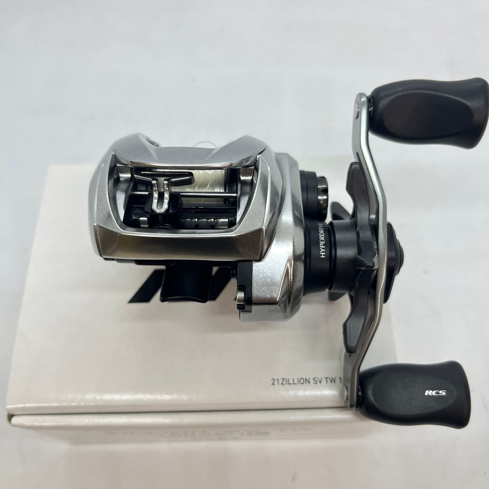 【美品】DAIWA ダイワ 21ZILLION SV TW 1000XHL LEFT HANDLE 21ジリオン 釣具 リール 左