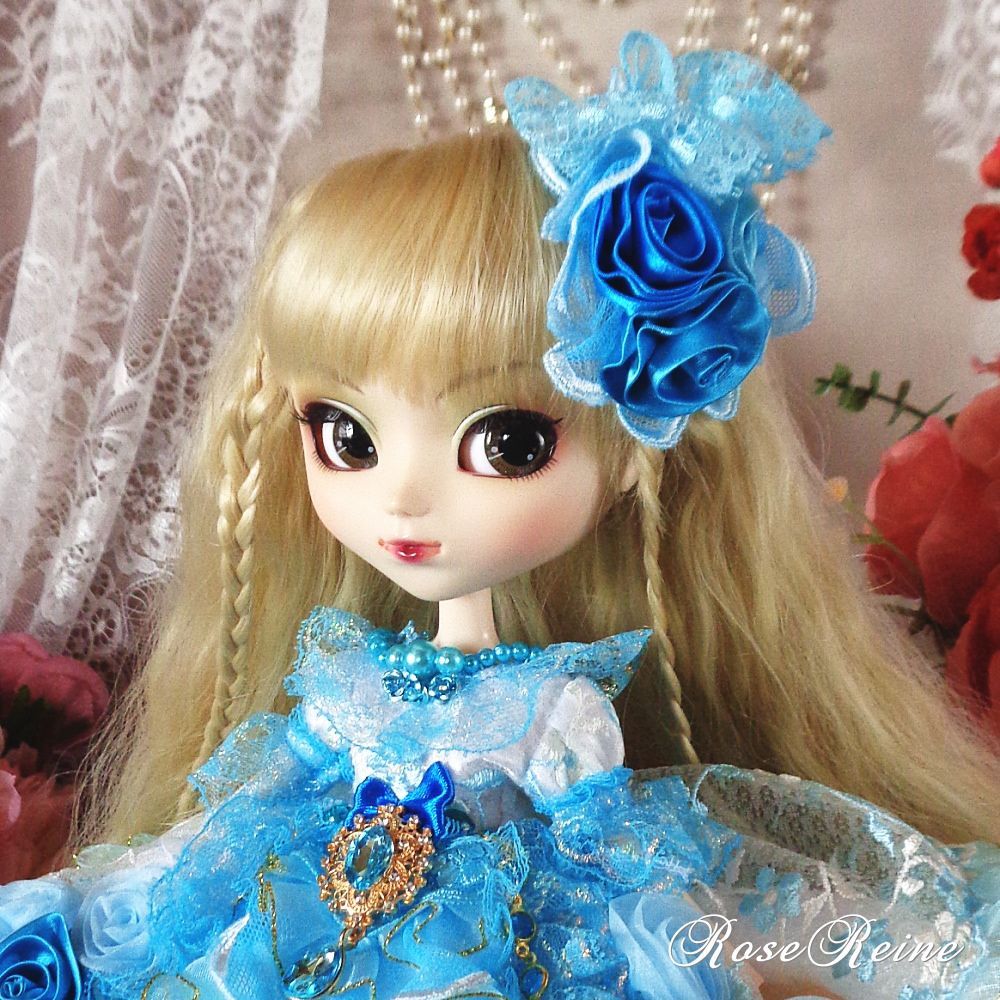 XmasSale】ベルサイユの薔薇 華やかなブルーローズ煌めきのボリューム