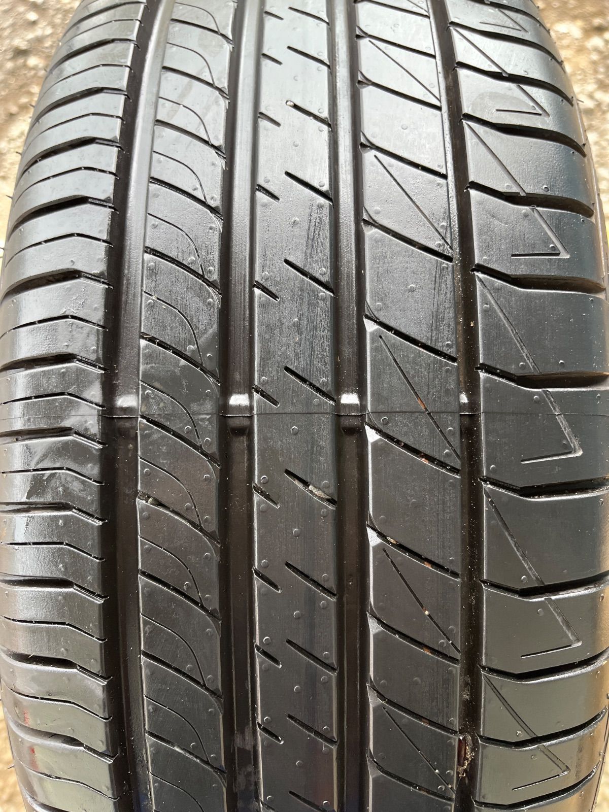 215|60R16
