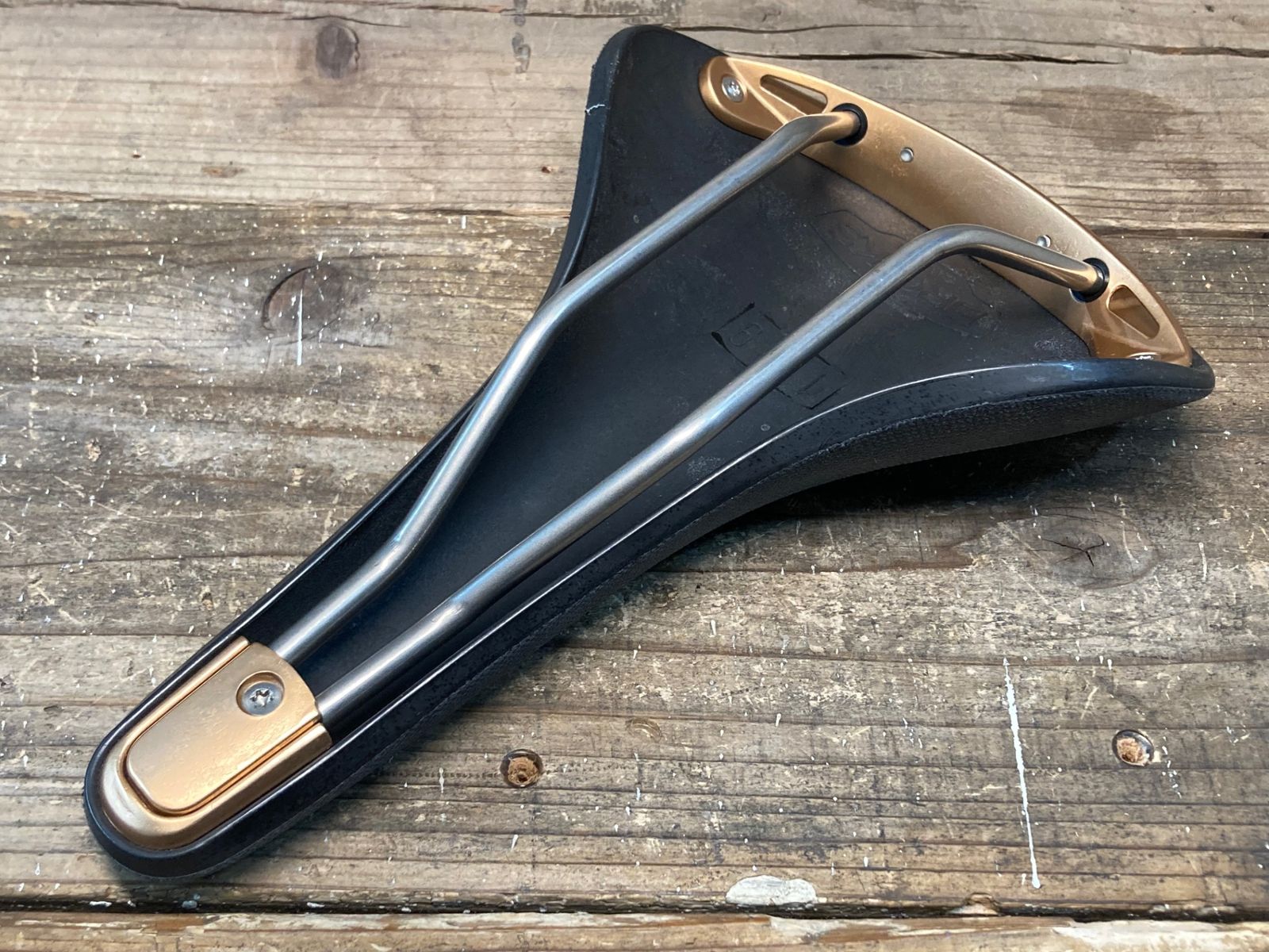 IP711 ブルックス BROOKS CAMBIUM C17 SPECIAL COPPER サドル 黒 