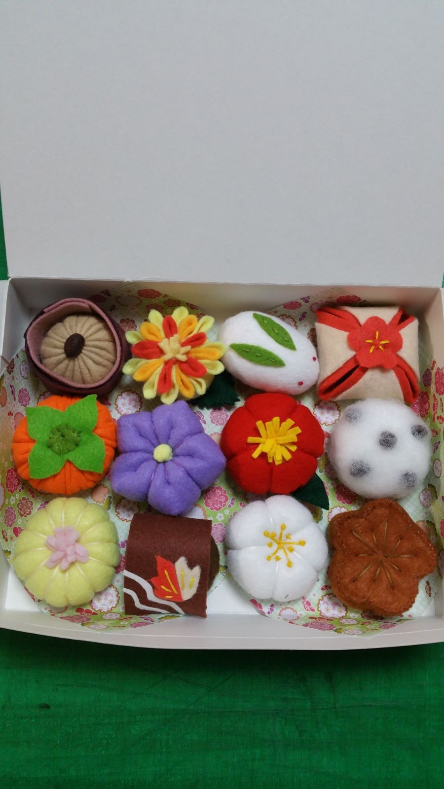 ★オーダーページ★羊毛フェルト製 和菓子4点セット【匿名配送】 フェルトの和菓子『四季』24個セット - メルカリ