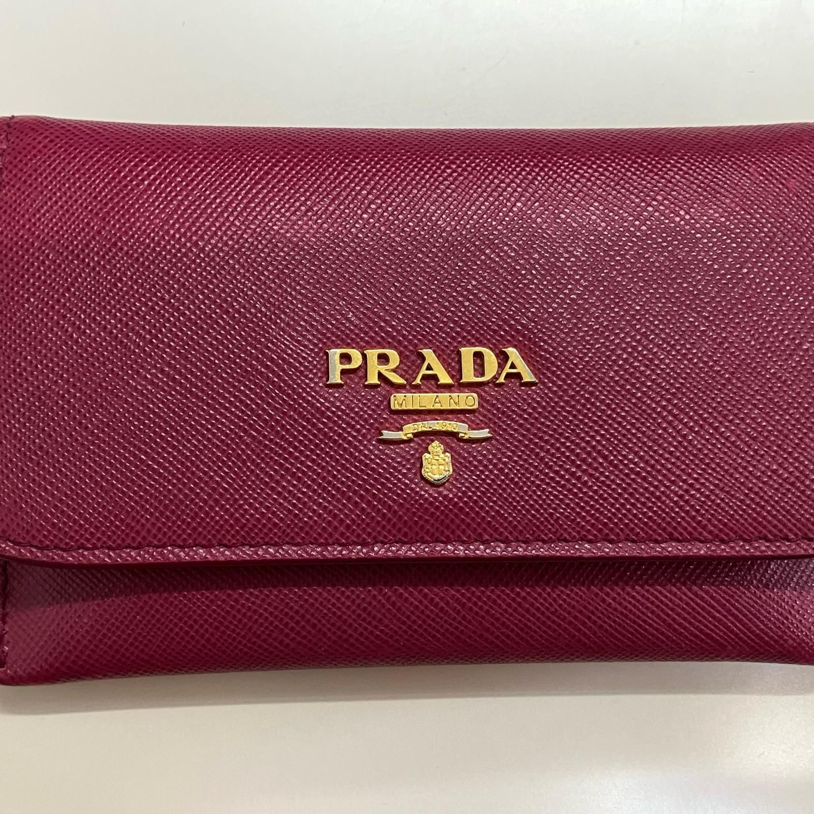 カードケース PRADA刻印