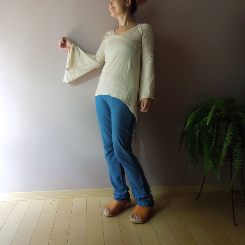 asana ヘンプコットン ヨガパンツ○草木染めライト麻墨グレー - メルカリ 