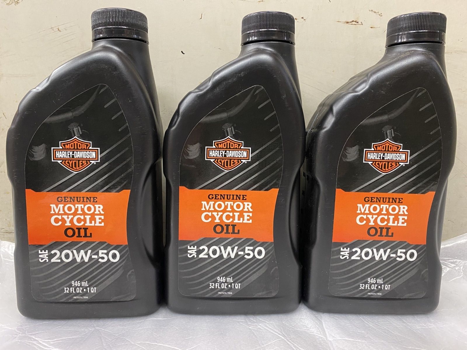 ハーレー純正エンジンオイル 20W-50 ３本セット 定価3990円 本