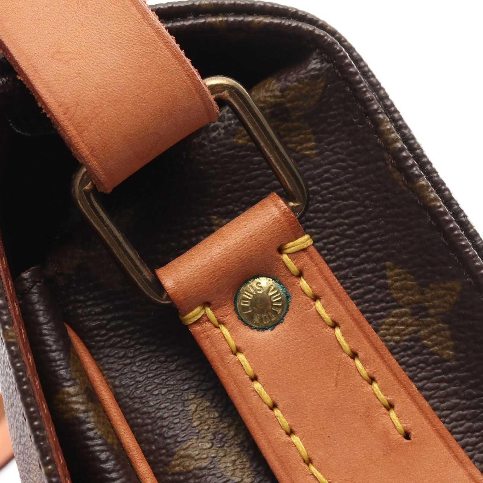 VUITTON