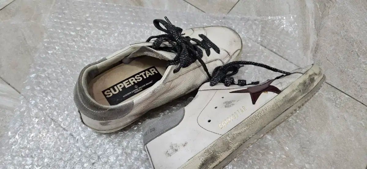GOLDEN GOOSE ゴールデングース レッドスター 37 サイズ
