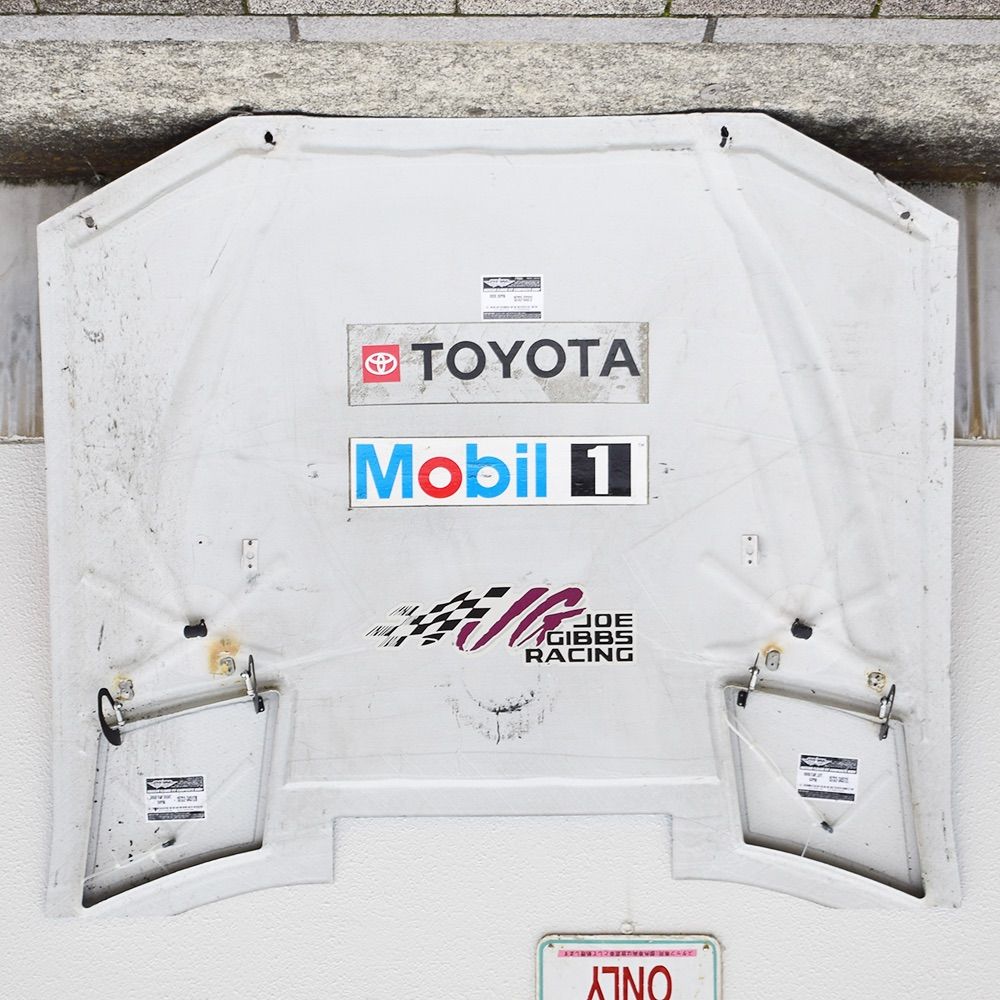 TOYOTA Supra NASCAR ボンネット ナスカー レーシング トヨタ スープラ ガレージ アメリカン雑貨 インテリア コレクション