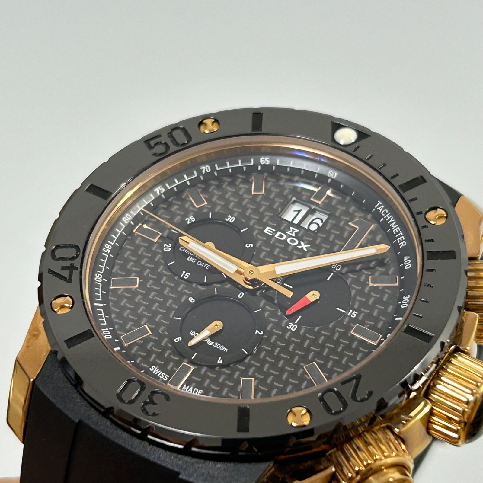 ゴールド ブラック