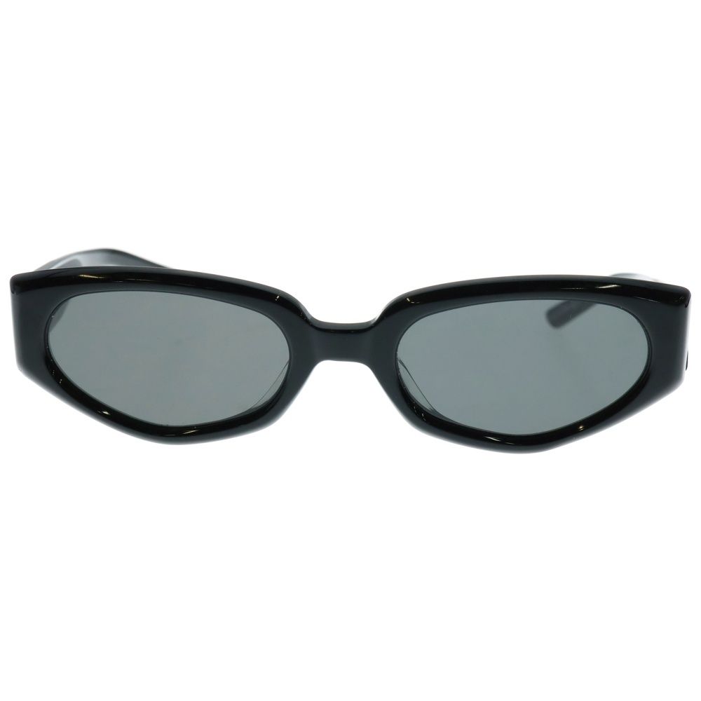 GENTLE MONSTER ジェントルモンスター ×MAISON MARGIELA MM205-01 メゾンマルジェラ サイド四つタグ キャットアイフレーム サングラス 眼鏡 アイウェア ブラック