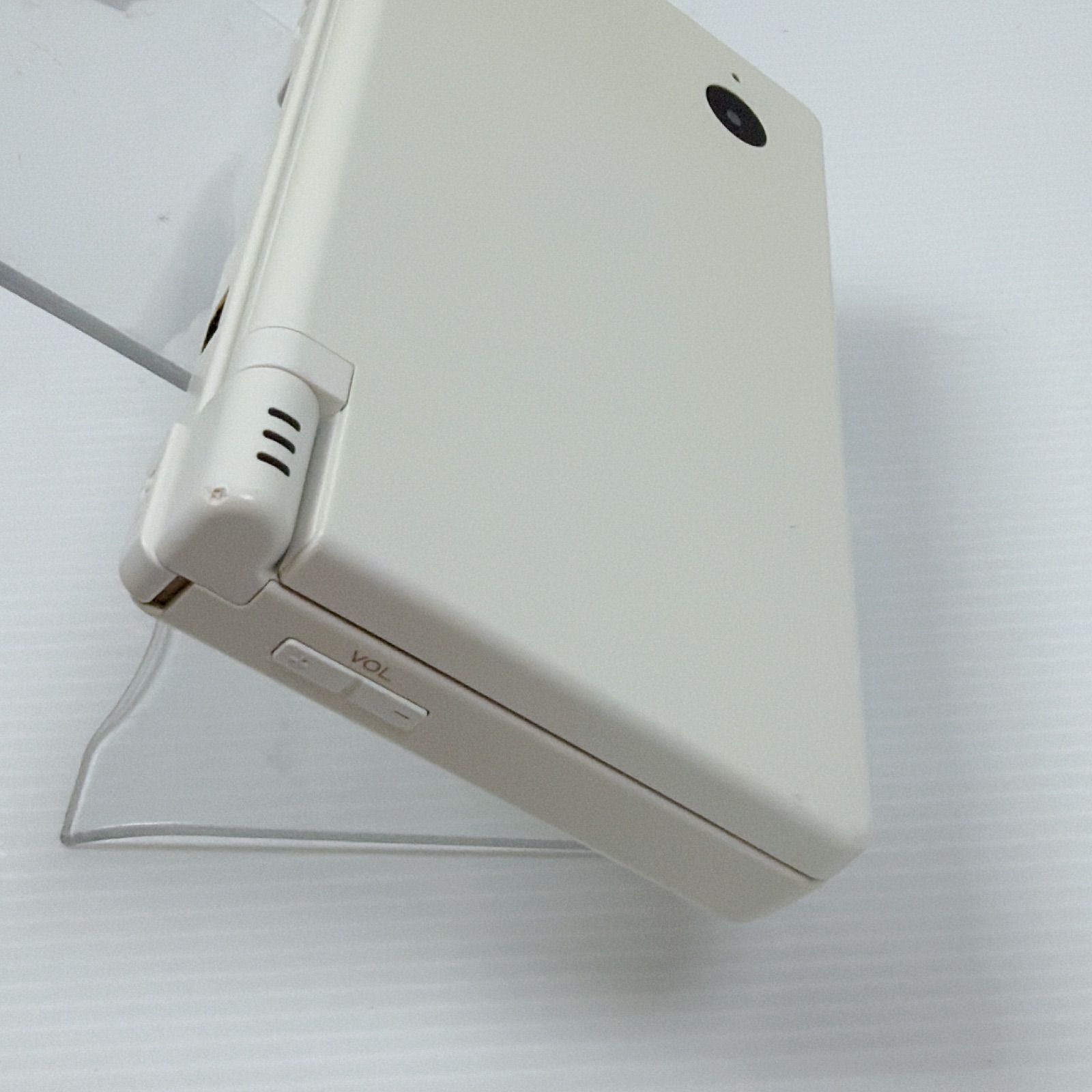 ニンテンドー DSi ホワイト 遊べるセット 内蔵ソフト有り 動作確認済み