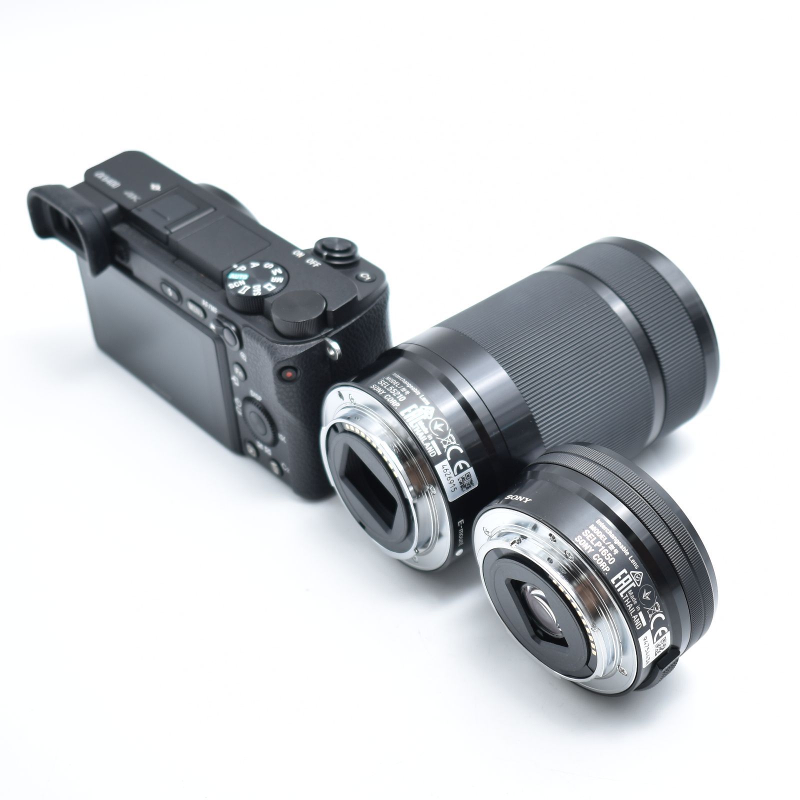 ミラーレス一眼カメラ