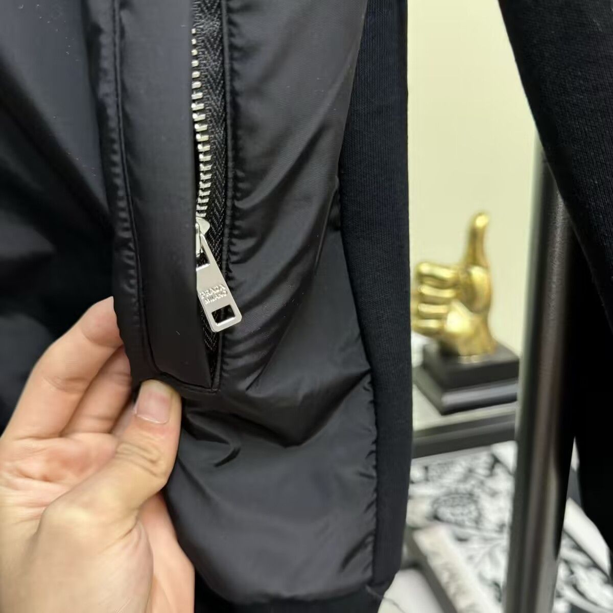 PRADA プラダ スタンドカラー ファスナージッパー カーディガン