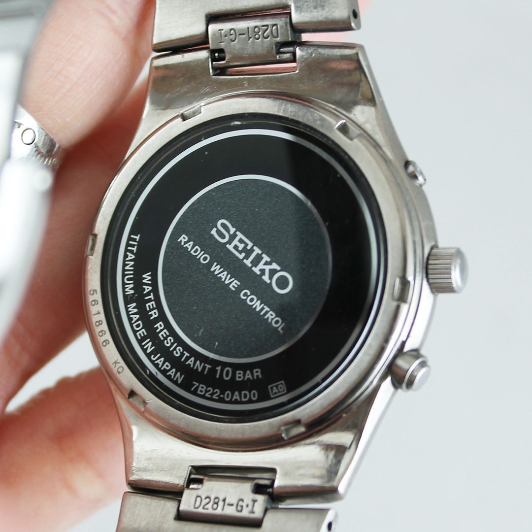 SEIKO 腕時計 7B22-0AD0 電波ソーラー チタン製 楽天市場】SEIKO