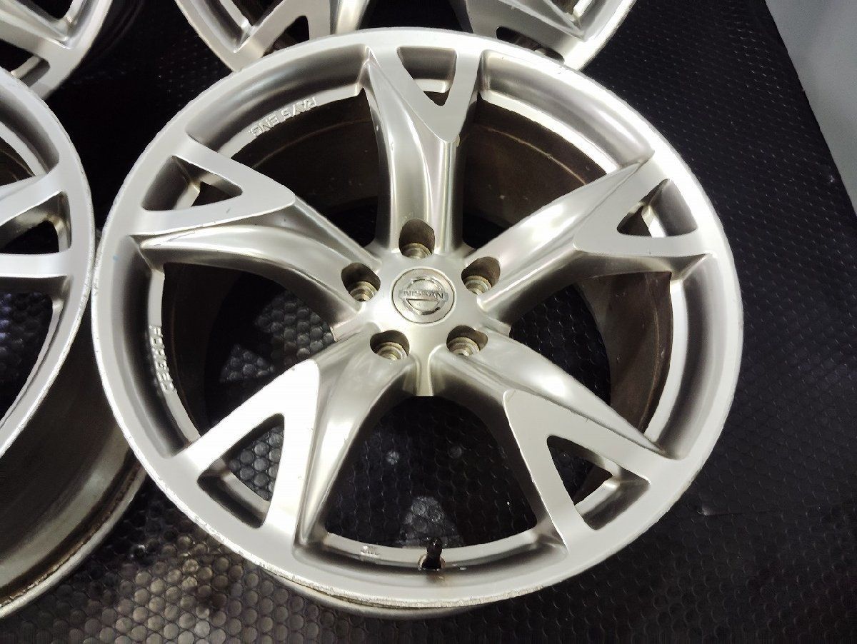 純正ホイール 19インチ