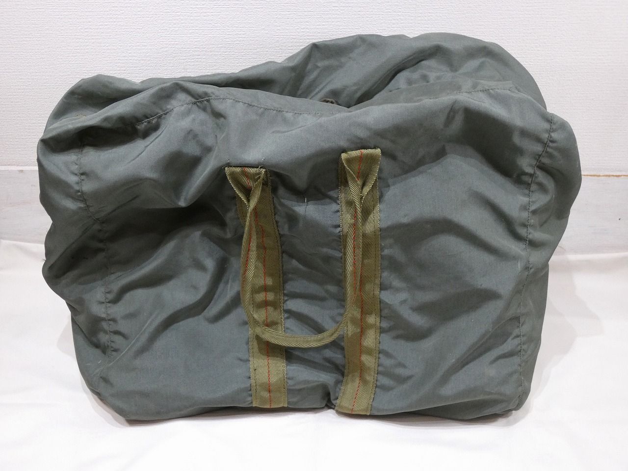 us navy パラシュートトラベリングバッグ ヴィンテージ ミリタリー 50s ビンテージ US NAVY USN PARACHUTE TRAVELING BAG パラシュート