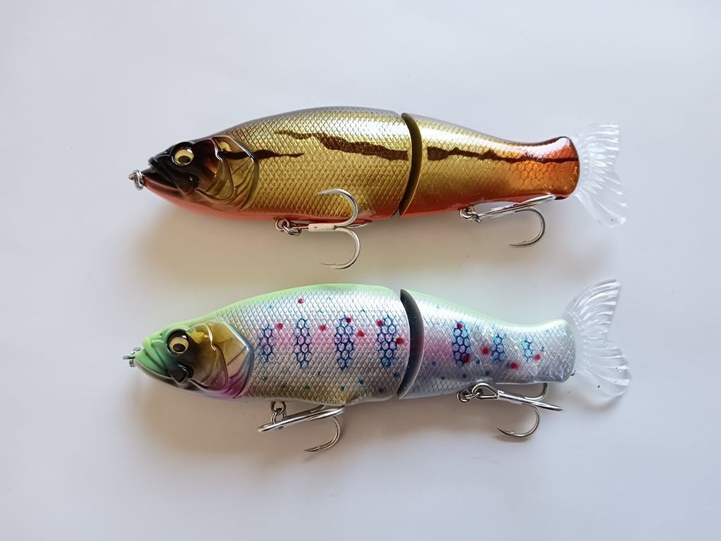 アイスライド風 ジョイントルアー シンキング 135mm 28g 2色