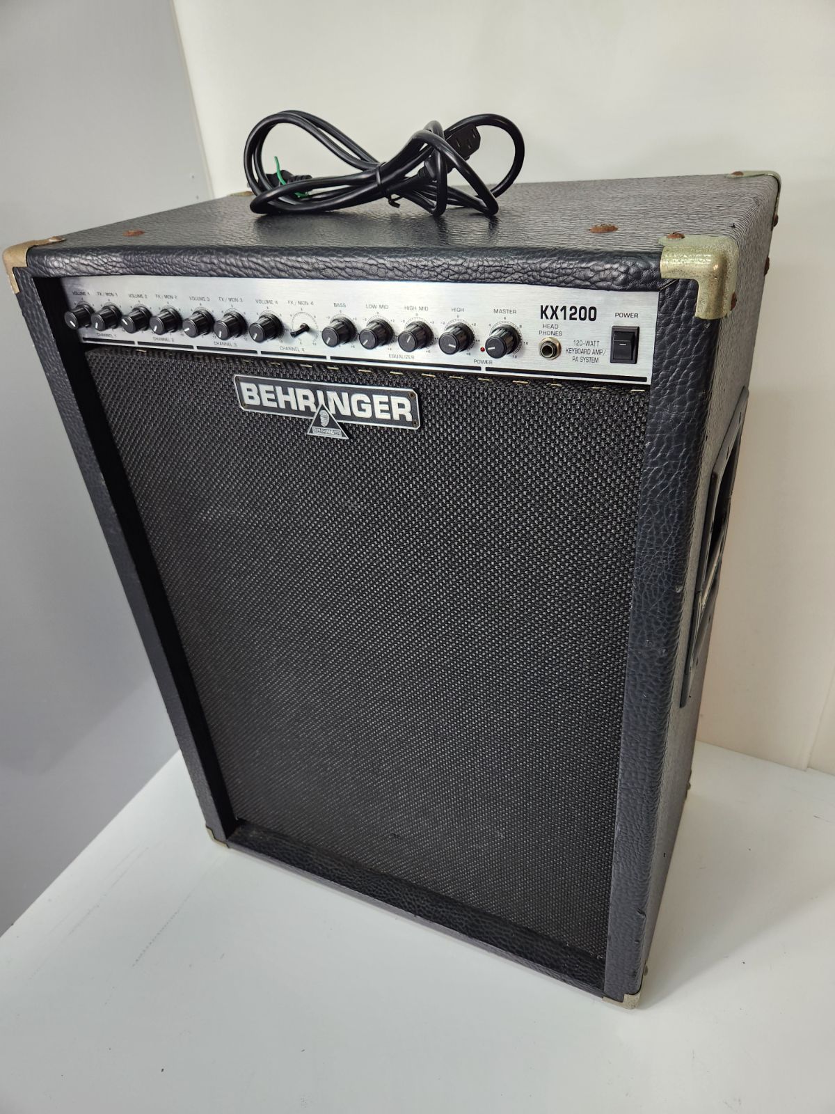 BEHRINGER ベリンガー キーボードアンプ KX1200 キーボードアンプ KX1200 BEHRINGER - メルカリ