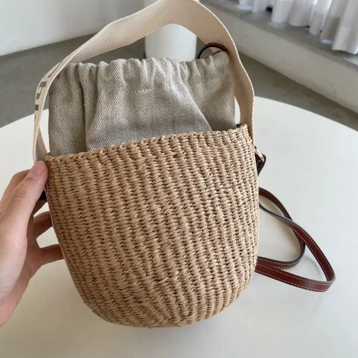 ✩クロエ/CHLOE woody スモールバスケットバック ホワイト形綺麗 Chloe